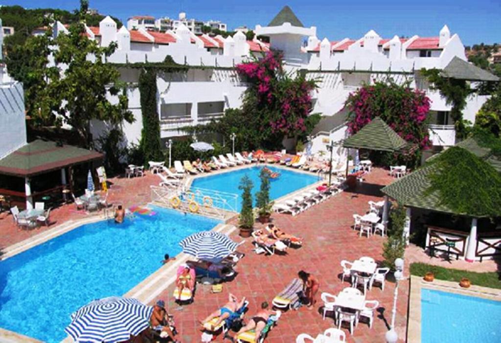 Hotel Golden Gate Kusadasi Exterior foto